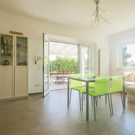 735 - Quadrilocale Nuova, Al Taunus Con Portico, Giardino E Piscina Privata - Climatizzata, Inclusa Nel Prezzo