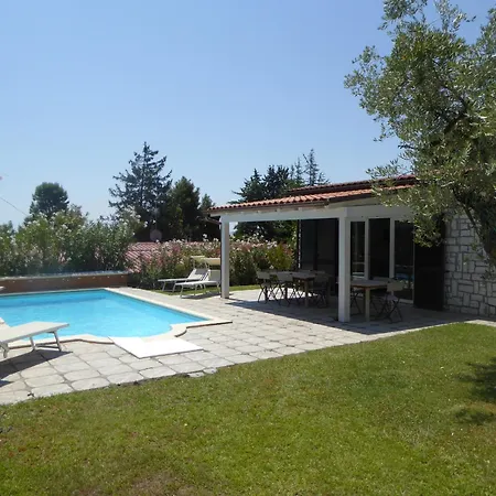 735 - Quadrilocale Nuova, Al Taunus Con Portico, Giardino E Piscina Privata - Climatizzata - Inclusa * نومانا