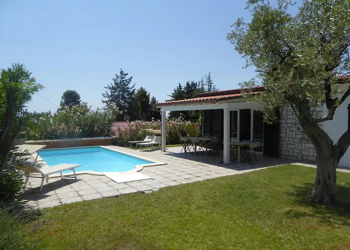 735 - Quadrilocale Nuova, Al Taunus Con Portico, Giardino E Piscina Privata - Climatizzata - Inclusa * Numana